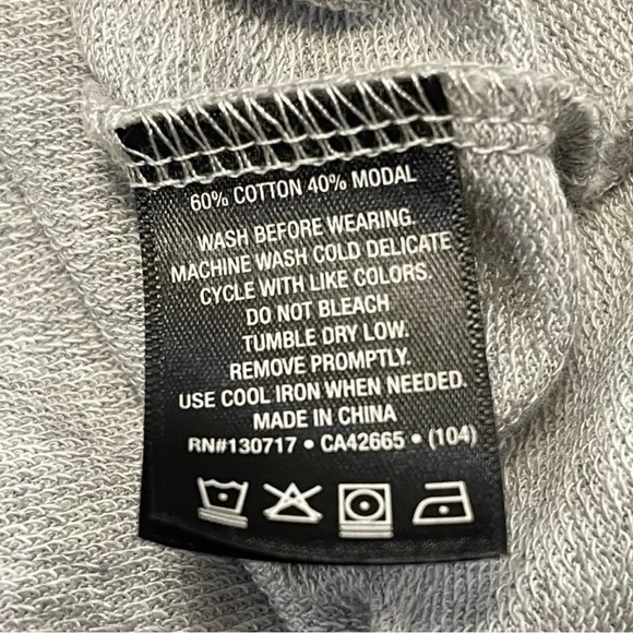 Joe’s Jeans Cropped Heather Gray Hooded Sweatshirt - Picture 7 of 7